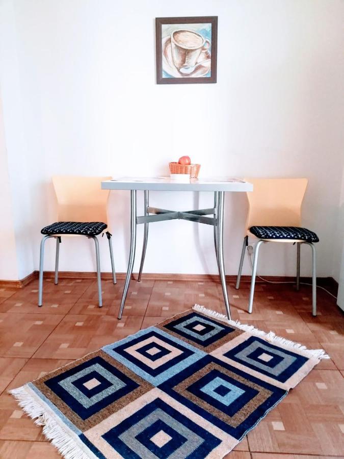 Апартаменты Unirea Cozy Studio Бухарест Экстерьер фото